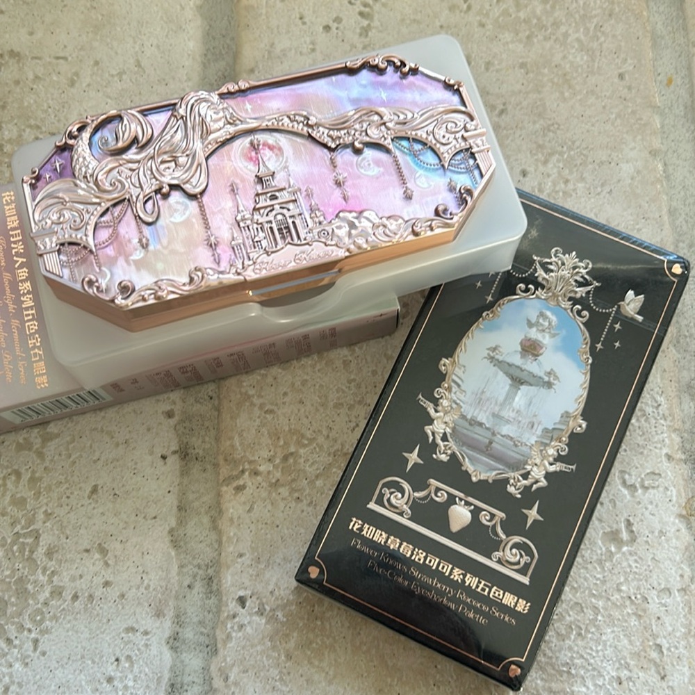 Flower Knows Eyeshadow Palette bundle